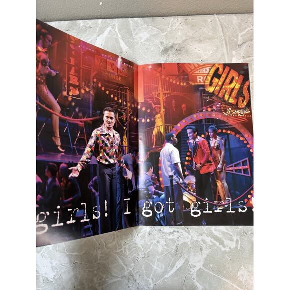 MISS SAIGON - Tour Souvenir Brochure Touring Cast 2002-2003 - Picture 5 of 7